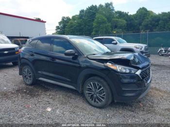  Salvage Hyundai TUCSON