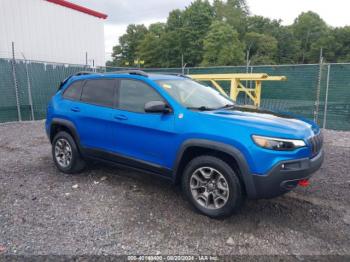  Salvage Jeep Cherokee