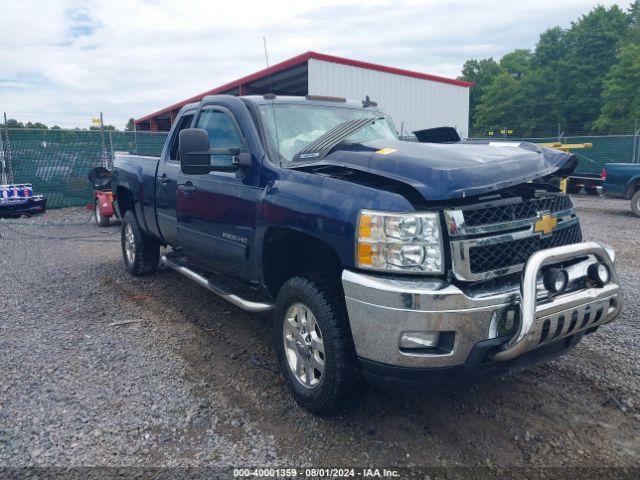  Salvage Chevrolet Silverado 2500