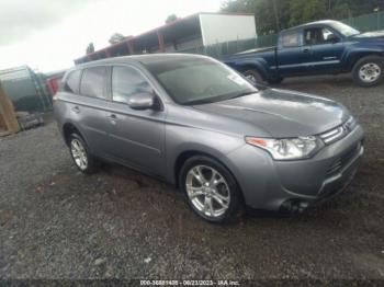  Salvage Mitsubishi Outlander