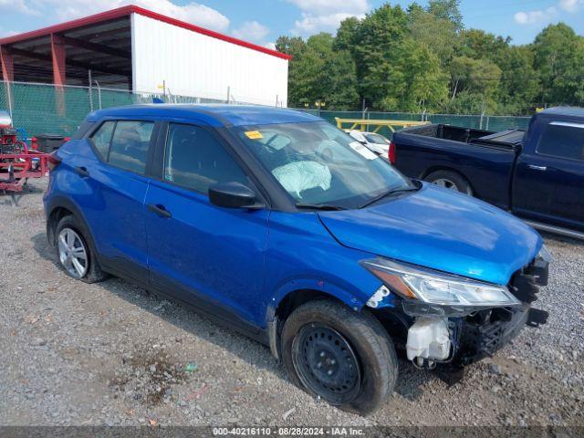  Salvage Nissan Kicks