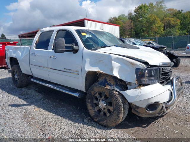  Salvage GMC Sierra 2500