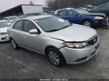  Salvage Kia Forte