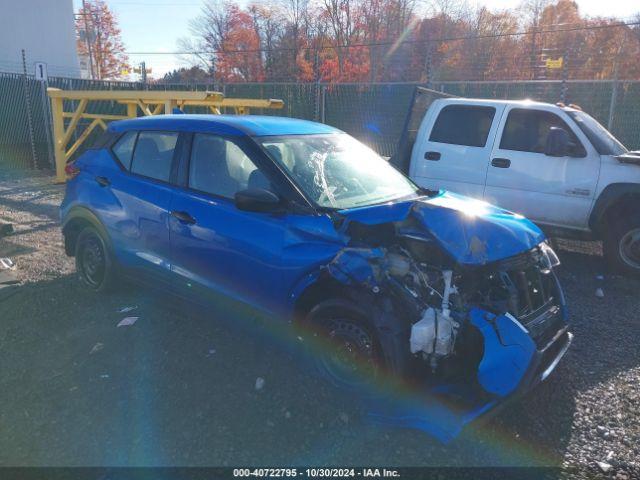  Salvage Nissan Kicks