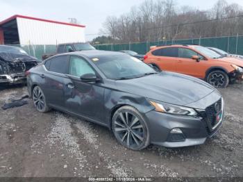  Salvage Nissan Altima