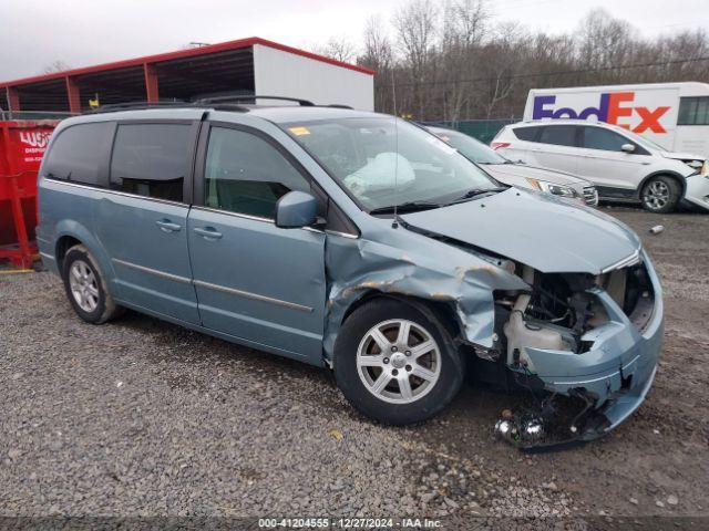  Salvage Chrysler Town & Country