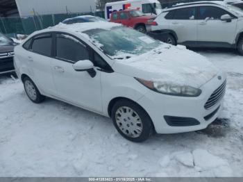  Salvage Ford Fiesta