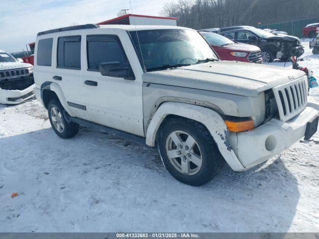  Salvage Jeep Commander