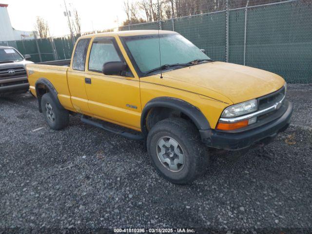  Salvage Chevrolet S-10