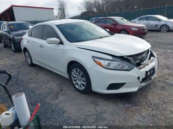  Salvage Nissan Altima