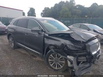  Salvage Lincoln Nautilus