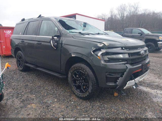  Salvage Ford Expedition