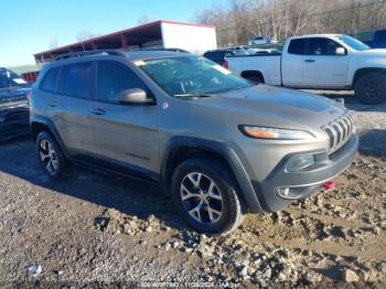  Salvage Jeep Cherokee