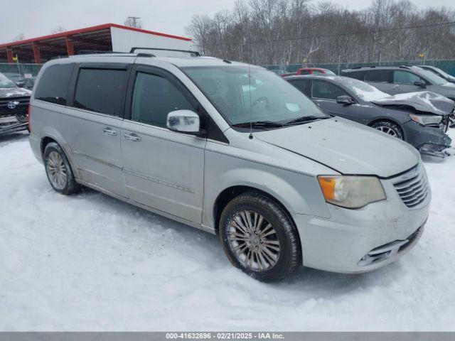  Salvage Chrysler Town & Country