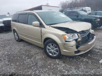  Salvage Chrysler Town & Country