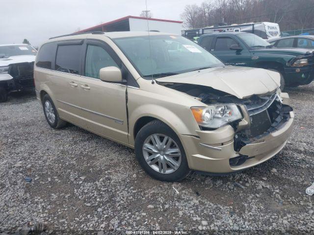  Salvage Chrysler Town & Country