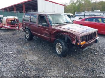  Salvage Jeep Cherokee