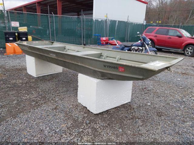  Salvage Smk Boat