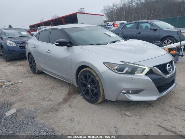  Salvage Nissan Maxima