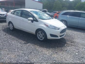  Salvage Ford Fiesta
