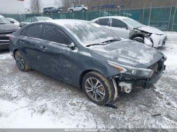  Salvage Kia Forte
