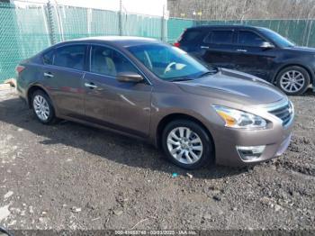  Salvage Nissan Altima