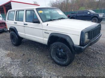  Salvage Jeep Cherokee