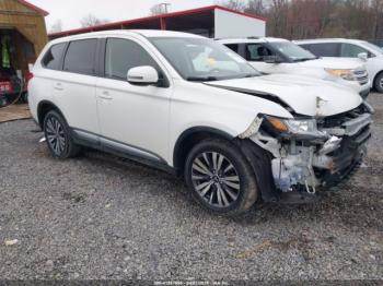  Salvage Mitsubishi Outlander