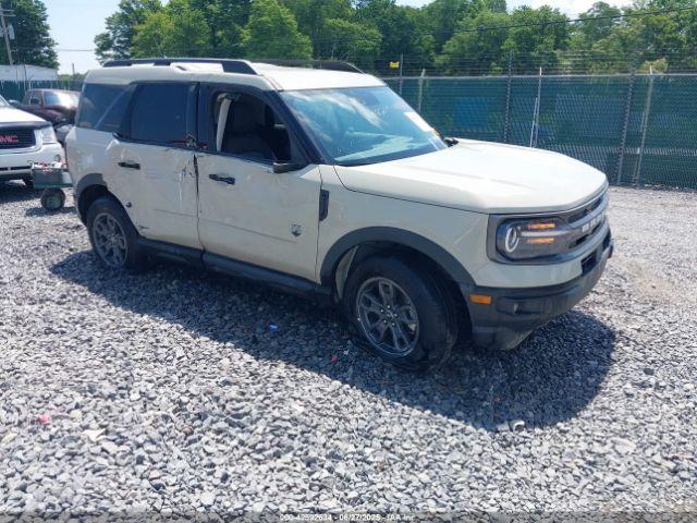  Salvage Ford Bronco