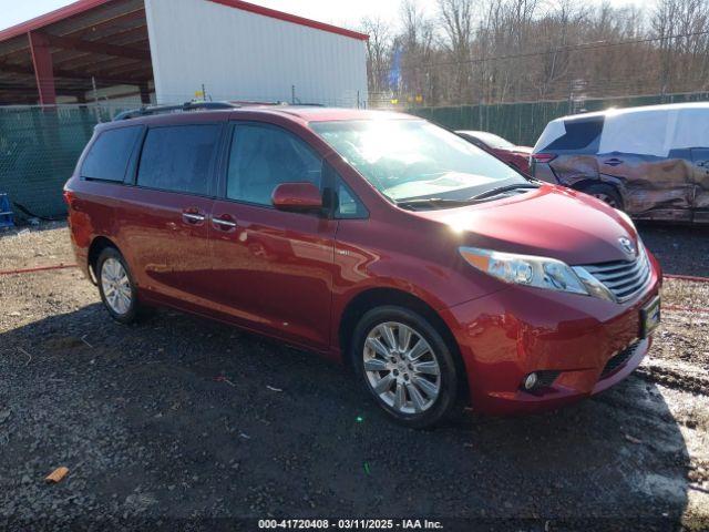 Salvage Toyota Sienna