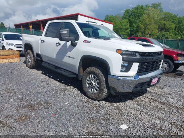  Salvage Chevrolet Silverado 2500