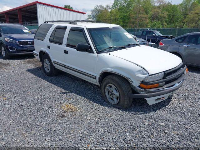  Salvage Chevrolet Blazer