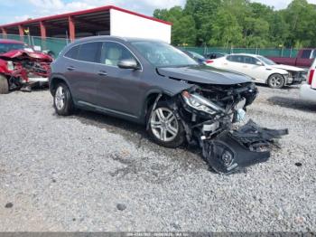  Salvage Mercedes-Benz GLA