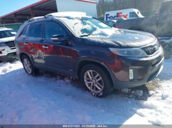  Salvage Kia Sorento