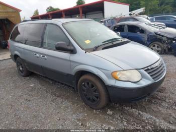  Salvage Chrysler Town & Country