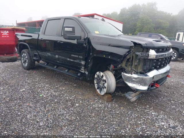  Salvage Chevrolet Silverado 2500