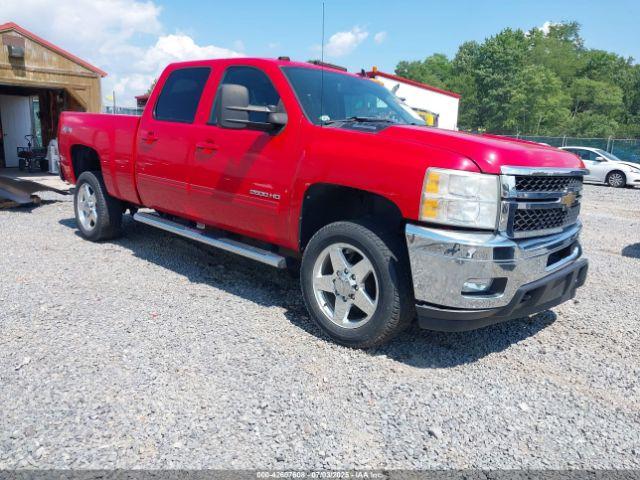  Salvage Chevrolet Silverado 2500