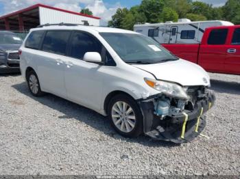  Salvage Toyota Sienna