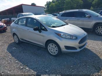  Salvage Ford Fiesta