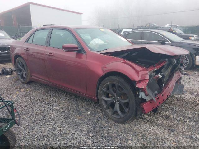  Salvage Chrysler 300