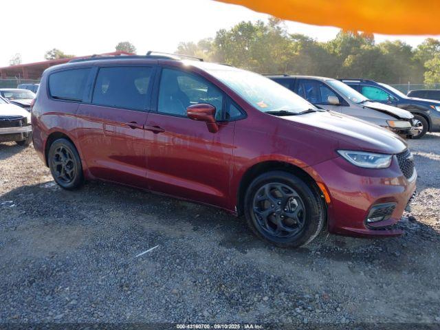  Salvage Chrysler Pacifica
