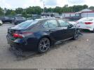 Toyota Camry Se Image 12