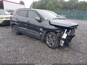  Salvage Kia Seltos