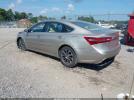 Toyota Avalon Hybrid Xle Premium Image 5