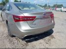 Toyota Avalon Hybrid Xle Premium Image 11