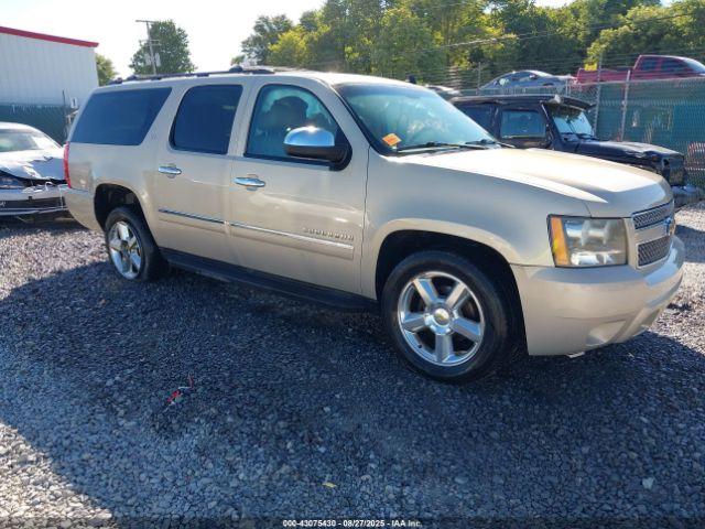  Salvage Chevrolet Suburban 1500