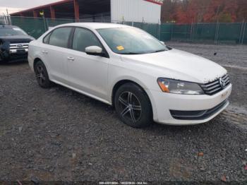  Salvage Volkswagen Passat