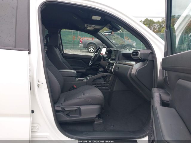 Toyota Tacoma Sr5 4wd Image 8