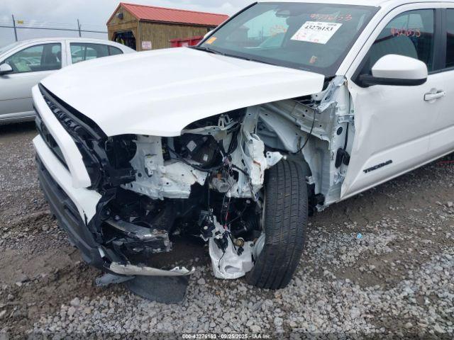 Toyota Tacoma Sr5 4wd Image 5