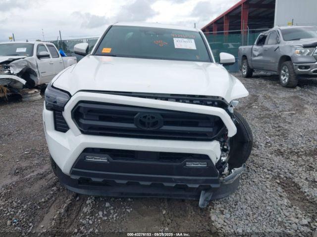 Toyota Tacoma Sr5 4wd Image 11